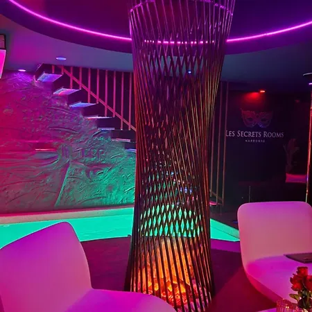 De Luxe érotique Chic * Coursan