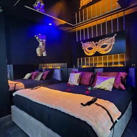 De Luxe érotique Chic * Coursan