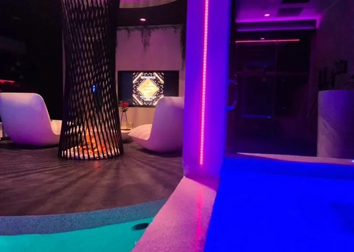 De Luxe Erotique Chic דירה *